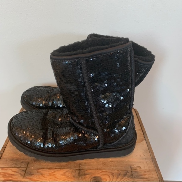 Ugg Black Sequin Boots Size 6 - Picture 3 of 9